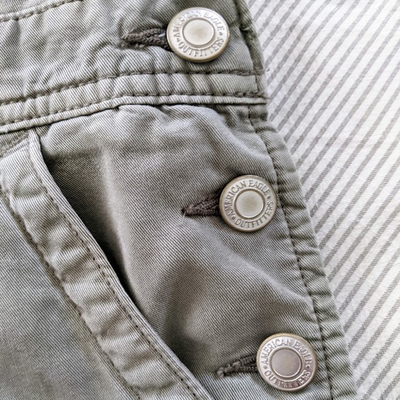 American Eagle Overall Shorts - Picture 3 of 4